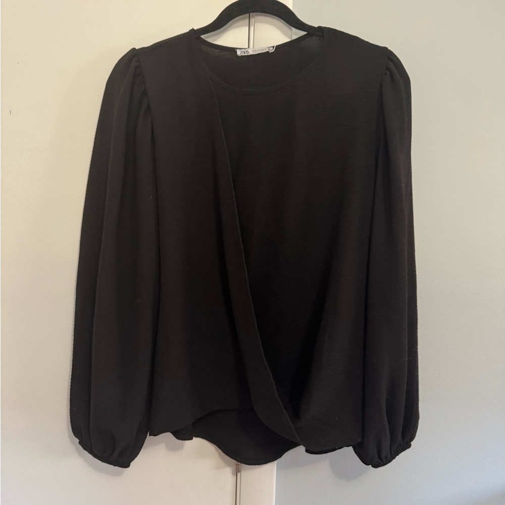 NWT. Zara. Elegant Black Women's Top. Size small